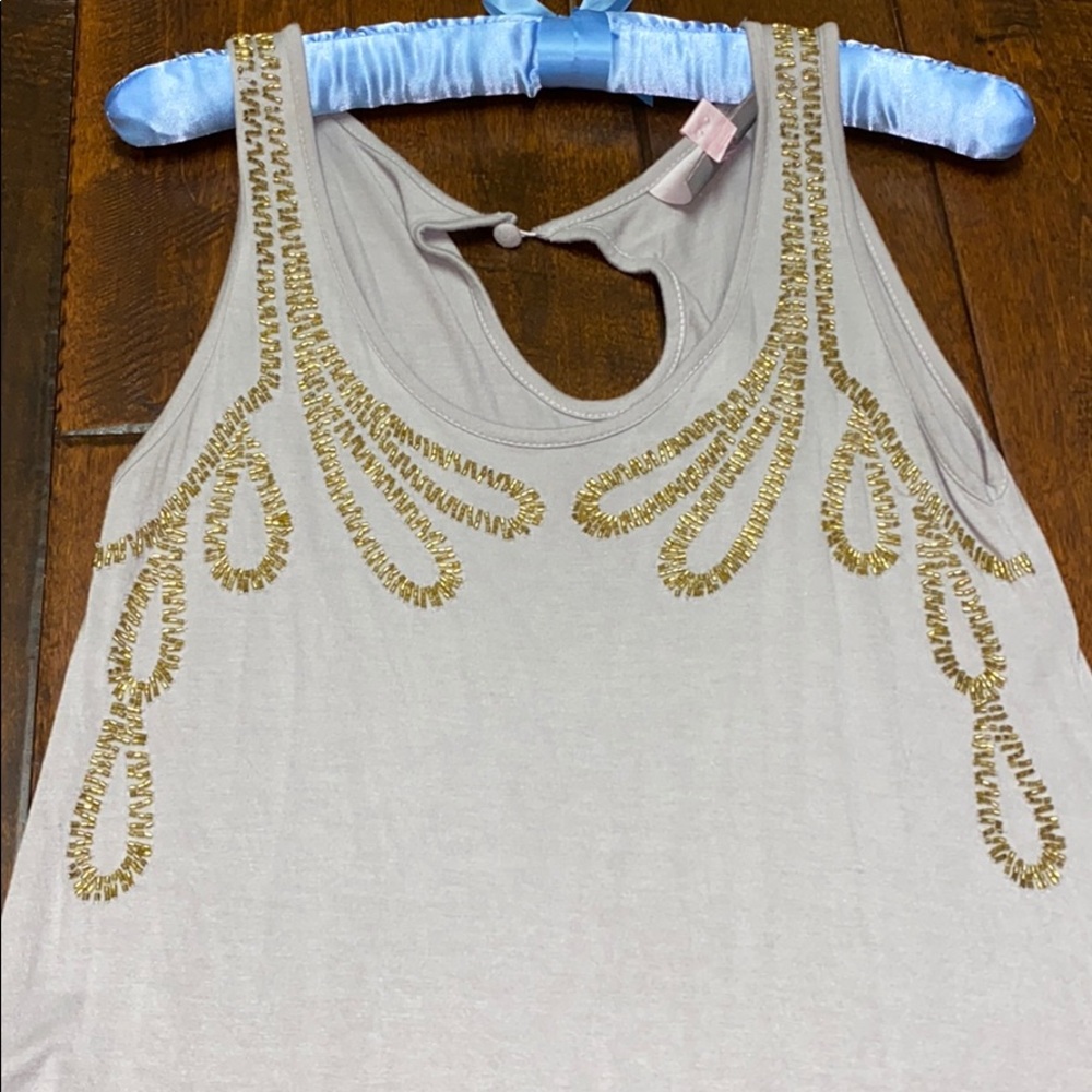 Beaded detail tank